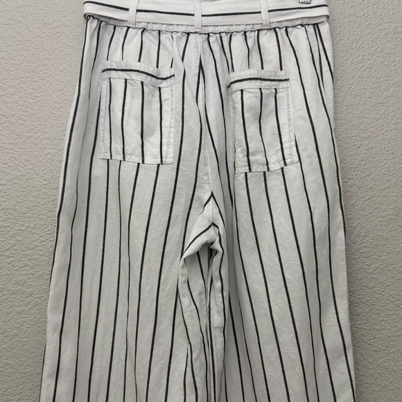 Joie Linen Blend Belted Cropped Wide Leg Pants White Black Stripe Size Small - Picture 9 of 12